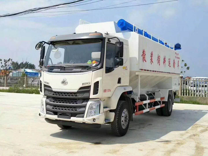 柳汽乘龍28方（14噸）電動(dòng)飼料車(chē)